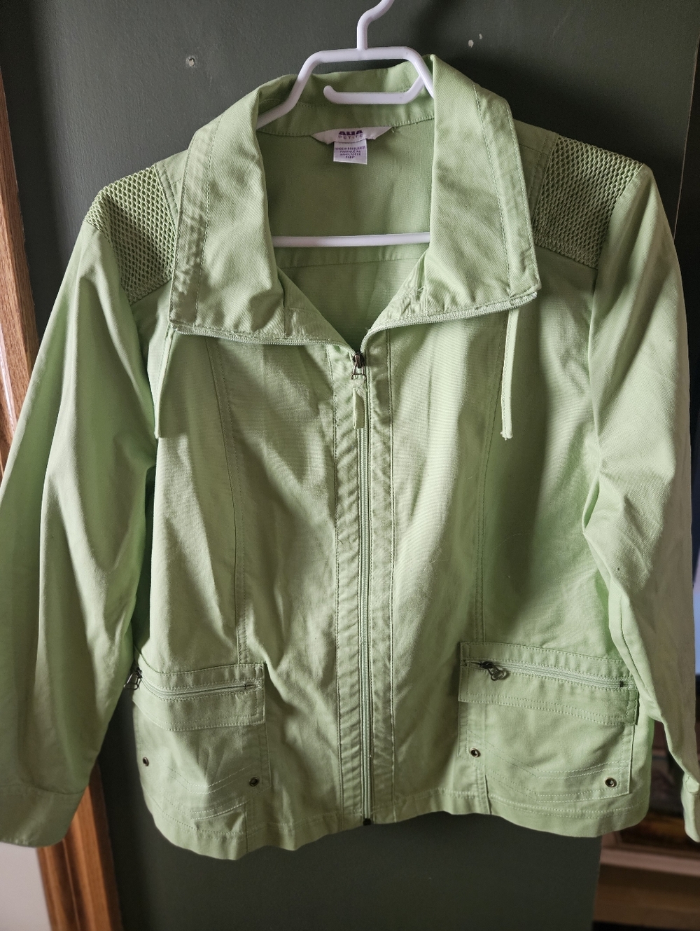 Light Green Women's Zip-Front Jacket - Alia